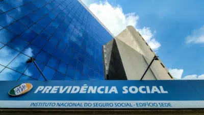 INSS Adota Horário Reduzido e Atendimento Especial no Natal e Ano Novo