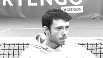 Tenista Quentin Folliot: Suspensão de 20 Anos por Corrupção no Tênis