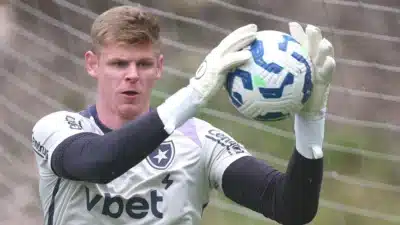 Botafogo busca vaga na Série A contra o Cruzeiro no Mineirão!