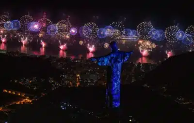 Réveillon 2026 no Rio: Artistas Renomados e Espetáculo de Drones!