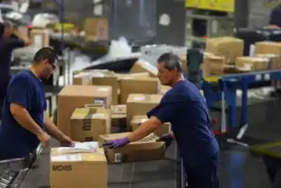 Empresas enfrentam altos custos logísticos e buscam soluções tecnológicas