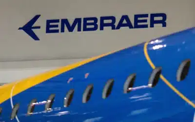 Embraer sobe 1,7% com anúncio de dividendos e JCP