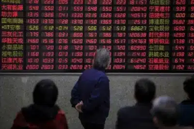 Mercado de Ações de Xangai Quebra Recorde com Alta Consecutiva