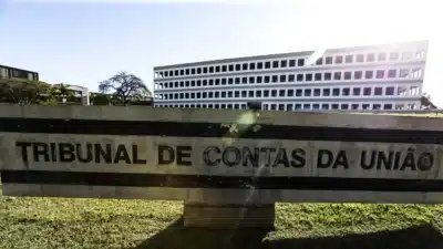 TCU se opõe a mudança em leilão de Tecon Santos, gerando divergências no governo