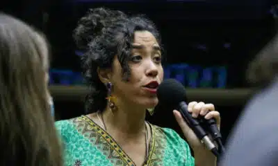 Talíria Petrone Recebe Escolta de Volta da Câmara Após Pressão de Hugo Motta