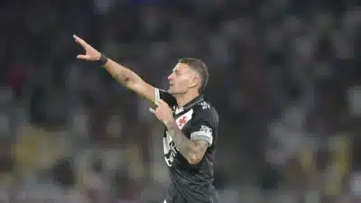Vasco Domina Fluminense na Semi da Copa do Brasil: 2 a 1!