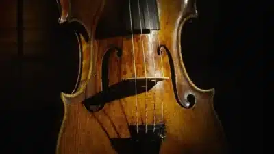 Violino de Guarneri del Gesu Pode Valer € 2 Milhões em Leilão Histórico em Paris