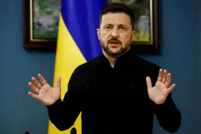 Zelensky Solicita Apoio Internacional para Eleições na Ucrânia