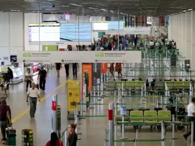 Governo e Inframerica assinam acordo para repactuação do Aeroporto de Brasília