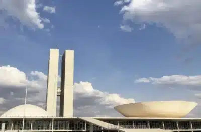 Câmara dos Deputados abre concurso para 70 servidores em Brasília – Inscrições até 26 de janeiro!