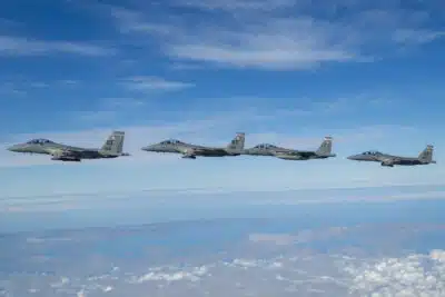 FAA emite alerta urgente sobre atividade militar no espaço aéreo dos EUA e América do Sul