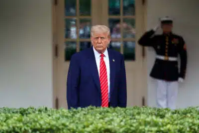 Presidente Ameaça Usar Lei da Insurreição contra Minnesota por Protestos ICE