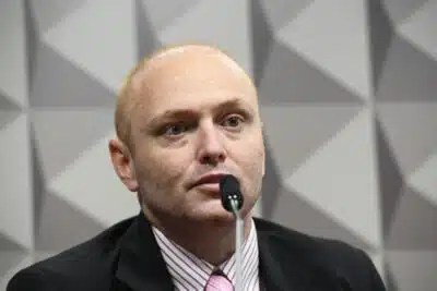 Lula concede arguição: defesa de hacker busca redução de pena no Supremo