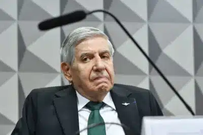 Ministro Moraes Autoriza Notificação Pessoal de Heleno em Apuração