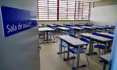 CNM Projeta Impacto de R$ 8 Bilhões em Piso Salarial de Professores