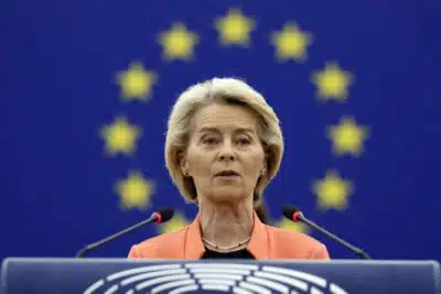 Ursula von der Leyen celebra assinatura do tratado de livre comércio com o Mercosul