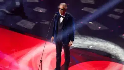 Andrea Bocelli Apresenta-se em Cerimônia de Abertura dos Jogos Olímpicos de Inverno