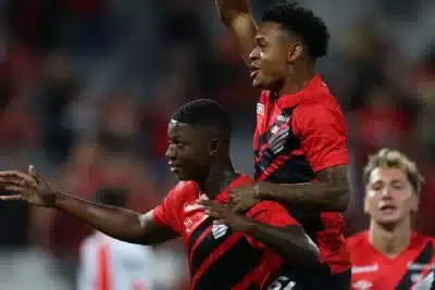 Athletico-PR vence Internacional por 1 a 0 no início do Brasileirão 2026!