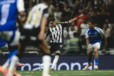 Atlético-MG e Cruzeiro trocam mensagens de parabéns pela fundação do clube!