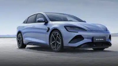 BYD enfrenta desafios e reduz meta de vendas em 2025 – Confira!