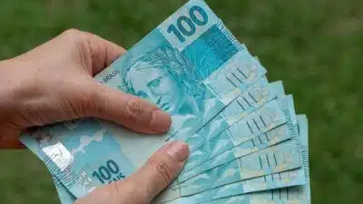 Governo libera bilhões em FGTS para quem optou por saque-aniversário