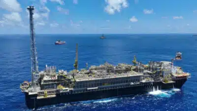 Petrobras inicia produção de petróleo e gás na plataforma P-78 no pré-sal RJ