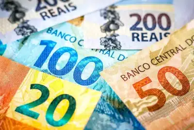 Brasil Aumenta Déficit Primário para R$ 55 Bilhões em 2025!