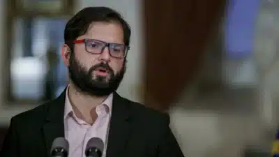 Chile Condena Ataques dos EUA em Venezuela e Pede Solução Pacífica