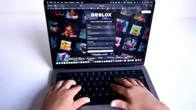 Roblox Implementa Verificação de Idade por Biometria e Desencadeia Protestos