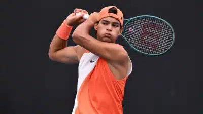 Guto Miguel avança nas quartas de final do Australian Open Juvenil 2025!