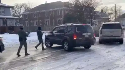 Crise iminente: ICE e tensões em Minnesota após morte de Renee Good