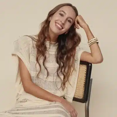 Isabella Espinosa: Advogada Cria Marca de Moda Sustentável com Faturamento de US$ 13 Milhões