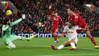 Liverpool x Leeds: Empate Sem Gols Impacta Disputa pelo Título na Premier League
