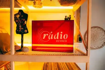 Rádio Renner: Canal no YouTube com DJs como Pathy DeJesus e Lys Ventura