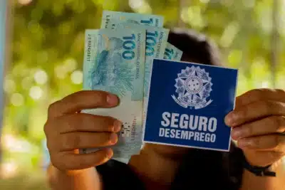 Governo Federal ajusta Seguro-Desemprego para R$ 1.621 a partir de 2026