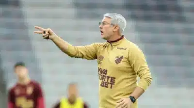Athletico-PR Renova Contrato com Odair Hellmann até 2026: Confirmação!