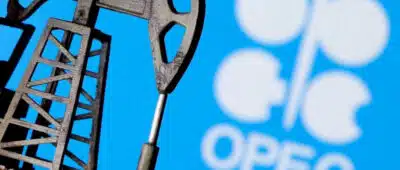 Opep+ Mantém Produção de Petróleo em Meio a Crise Política e Mercado