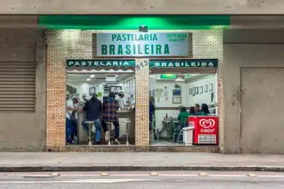 Pastelaria Brasileira: Tradição e Sabor Resistem em São Paulo, Após Luta com Zaffari