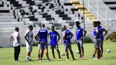 Ponte Preta: Jovem Elenco Busca Vitória Contra Corinthians no Paulistão