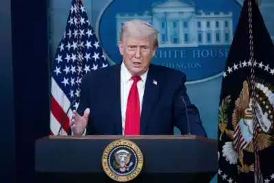 Trump e a Groenlândia: Nova Crise Diplomática com a Europa