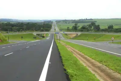 Governo lança leilão de rodovias com pedágios acessíveis em 2026