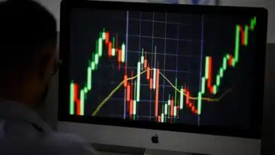 Ibovespa Dispara e Dólar Recua: Will Bank em Liquidação Extrajudicial