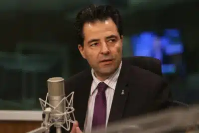 Bolsonaro Amplia Defesa com Adolfo Sachsida no STF