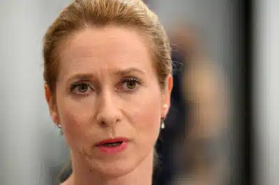 UE Alerta sobre Acordo EUA-Groenlândia: Reações e Soberania Territorial