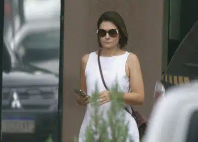 Michelle Bolsonaro e Gilmar Mendes avaliam prisão domiciliar de Bolsonaro; crise se aprofunda