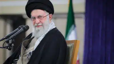 Khamenei acusa Trump de “criminoso” após protestos e mortes no Irã