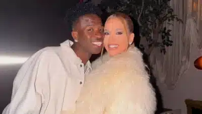 Vini Jr. e Filha Maria Alice Posam em Momentos Fofos em Madrid