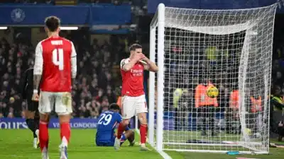 Arsenal vence Chelsea nos pênaltis e avança na Copa da Liga Inglesa!