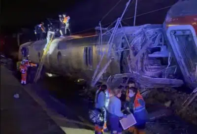 Acidente Grave: Dois Trens Colidem na Espanha, Deixando Pelo Menos 21 Mortos