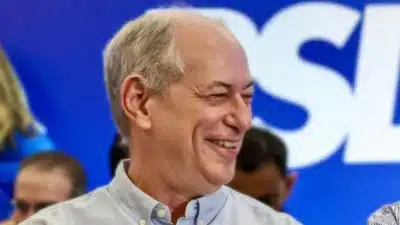 Ciro Gomes Busca Chapa Unificada na Oposição ao Ceará em 2026